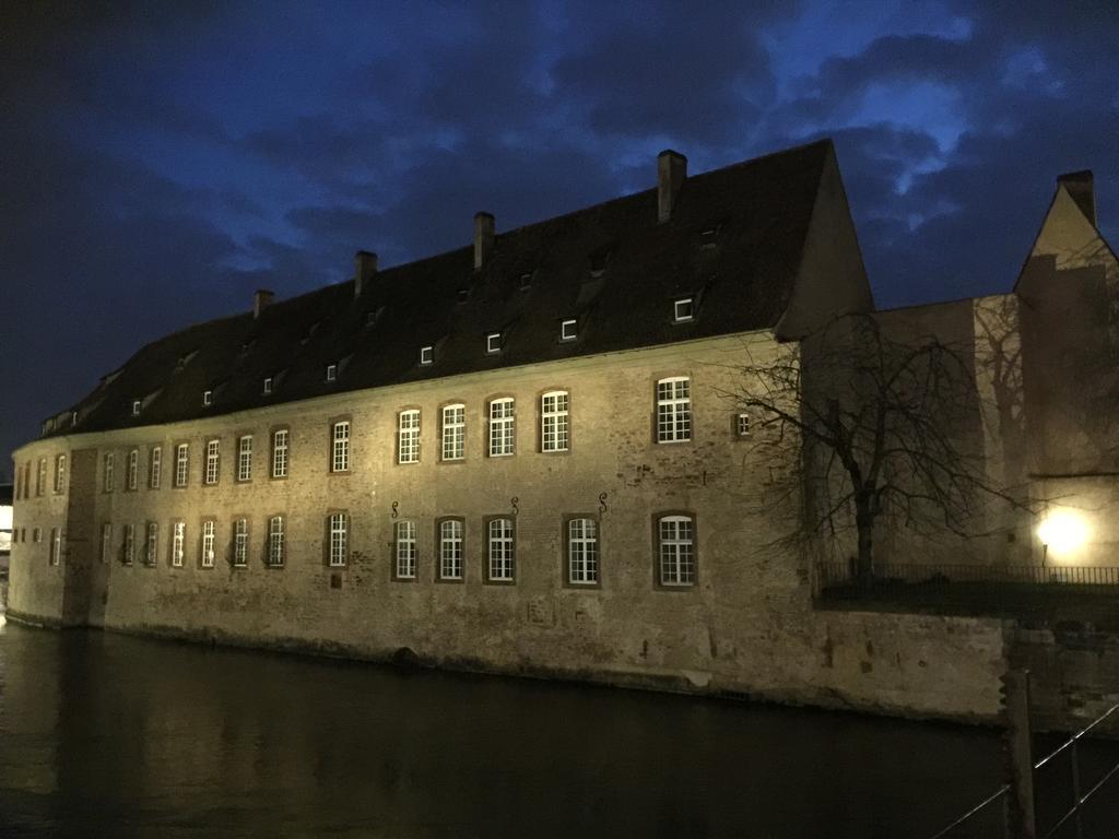 Apartamento La Cour des Cordonniers, Centre Cathédrale Petite France Estrasburgo Exterior foto